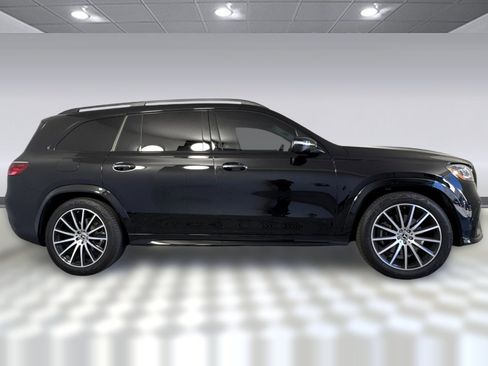 Used 2025 Mercedes-Benz GLS 450 4MATIC image 8