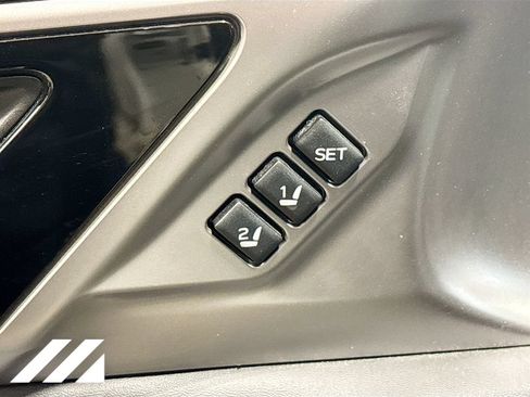 Used 2021 Subaru Outback Limited w/ Tech Package 3 AWD/4WD image 21
