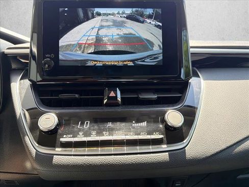 Used 2024 Toyota Corolla LE FWD image 20