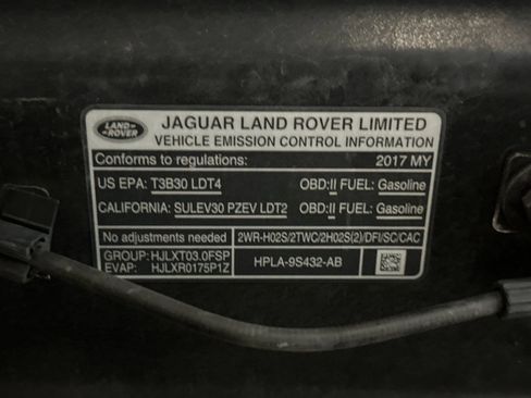 Used 2017 Land Rover Range Rover Sport HSE image 37