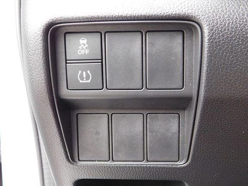 Used 2018 Honda CR-V LX image 22