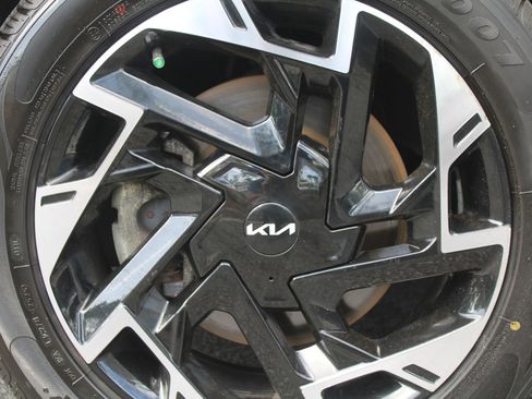 Certified 2023 Kia Sportage SX FWD image 18