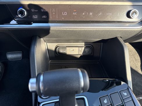 Used 2025 Kia Sportage X-Line image 22