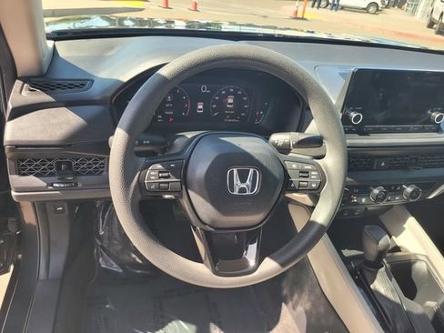 Used 2023 Honda Accord LX image 30