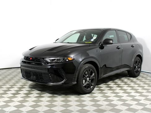 Used 2024 Dodge Hornet R/T Plus w/ R/T Blacktop Package AWD/4WD image 35
