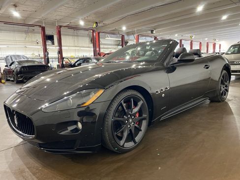 Used 2012 Maserati GranTurismo Sport image 33