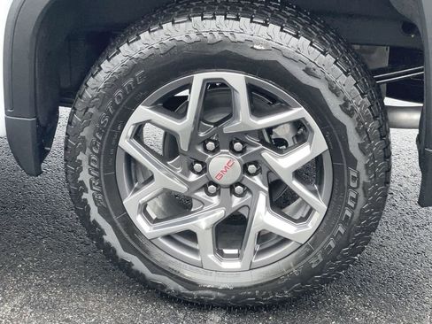 New 2026 GMC Sierra 1500 SLT w/ SLT Premium Plus Package image 41