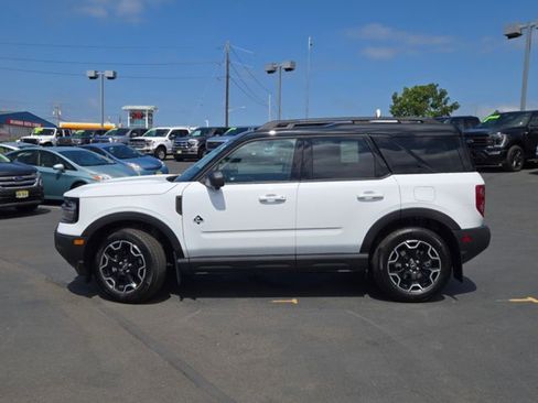 New 2025 Ford Bronco Sport Outer Banks w/ Outer Banks Tech Package+ AWD/4WD image 12
