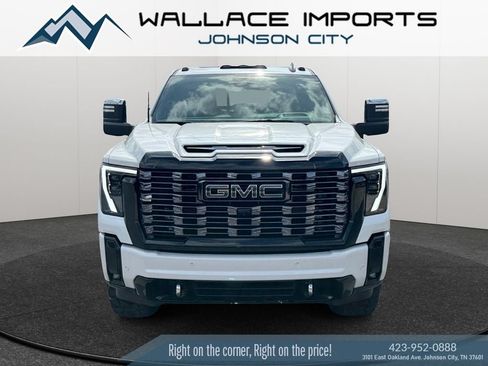 Used 2025 GMC Sierra 2500 Denali Ultimate AWD/4WD image 8