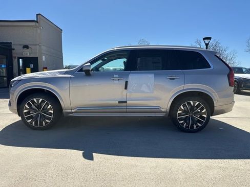 New 2026 Volvo XC90 B6 Ultra image 4