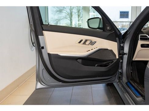 New 2026 BMW 330i xDrive Sedan AWD/4WD image 52