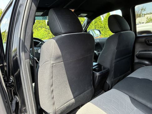 Used 2023 Toyota Tacoma TRD Sport RWD image 15