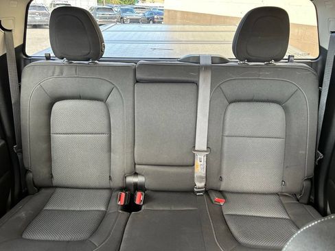 Used 2022 Chevrolet Colorado LT RWD image 24