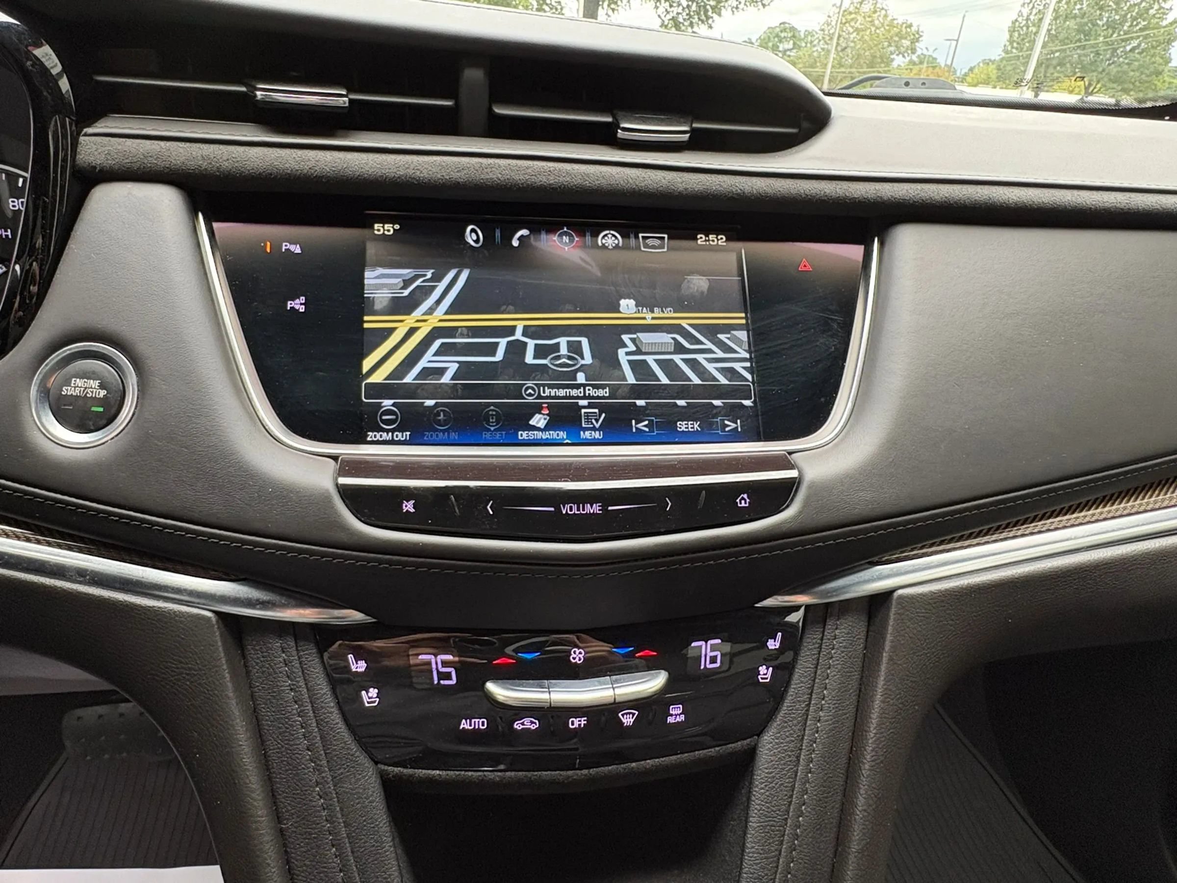 Used 2019 Cadillac XT5 Platinum AWD/4WD image 43
