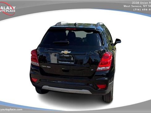 Used 2019 Chevrolet Trax LT w/ LT Convenience Package AWD/4WD image 6