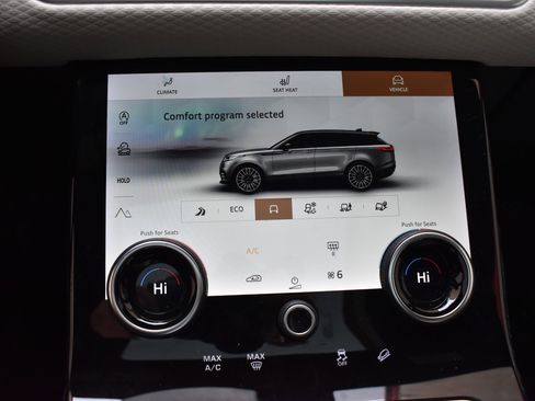 Used 2023 Land Rover Range Rover Velar R-Dynamic S image 39