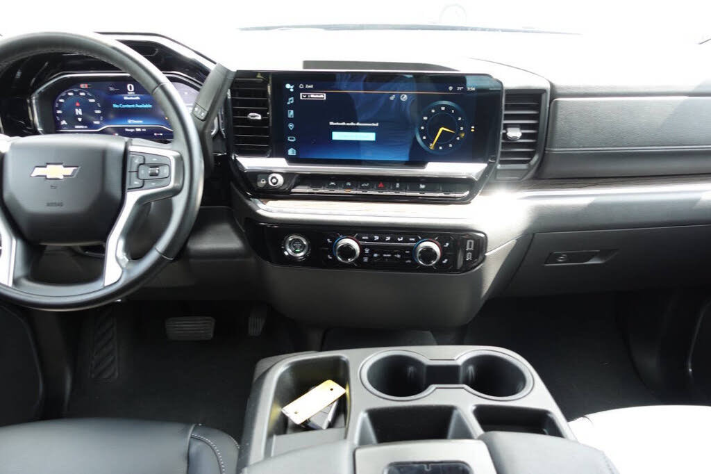 Used 2024 Chevrolet Silverado 1500 LT AWD/4WD image 41