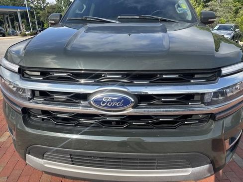 Used 2023 Ford Expedition Limited RWD image 22