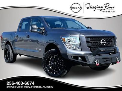 Used 2024 Nissan Titan SV w/ SV Convenience Package