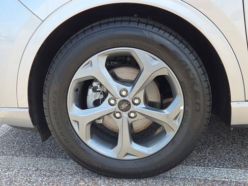 Used 2023 Ford Escape ST-Line FWD image 9