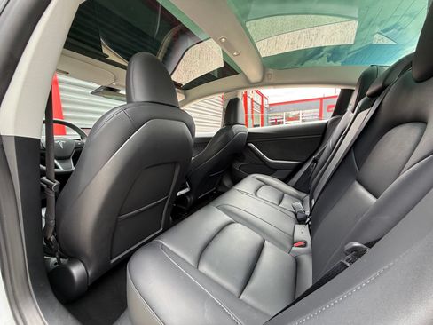 Used 2023 Tesla Model 3 Standard Range RWD image 17