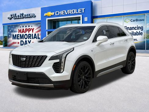 Used 2023 Cadillac XT4 Premium Luxury w/ Driver Assist Package FWD image 3