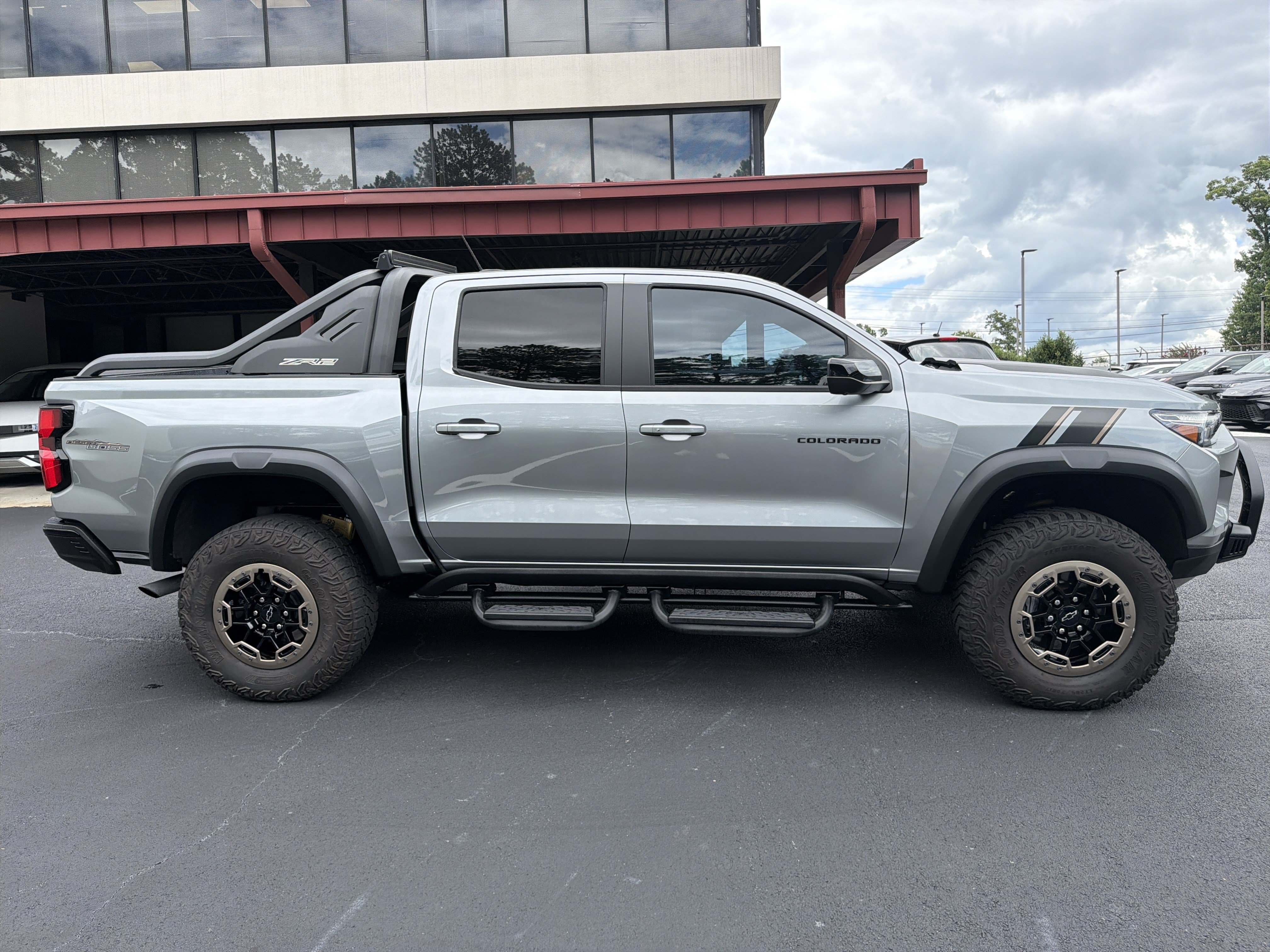 Used 2023 Chevrolet Colorado ZR2 w/ Desert Boss Special Edition AWD/4WD image 8