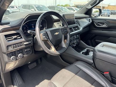 Used 2023 Chevrolet Suburban High Country w/ Advanced Technology Package AWD/4WD image 10