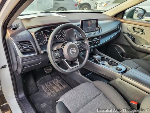 Used 2021 Nissan Rogue S image 8