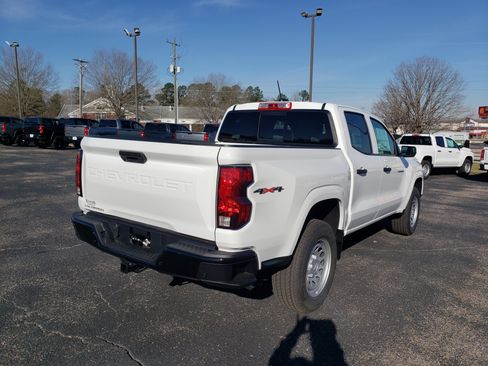 New 2026 Chevrolet Colorado W/T w/ Advanced Trailering Package AWD/4WD image 4