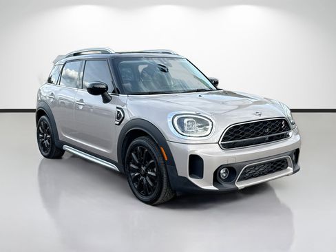 Used 2024 MINI Cooper Countryman S image 1