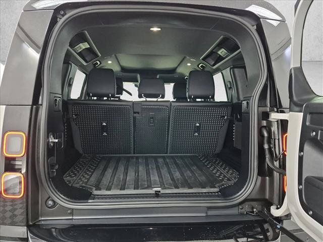 Certified 2026 Land Rover Defender 110 S AWD/4WD image 6