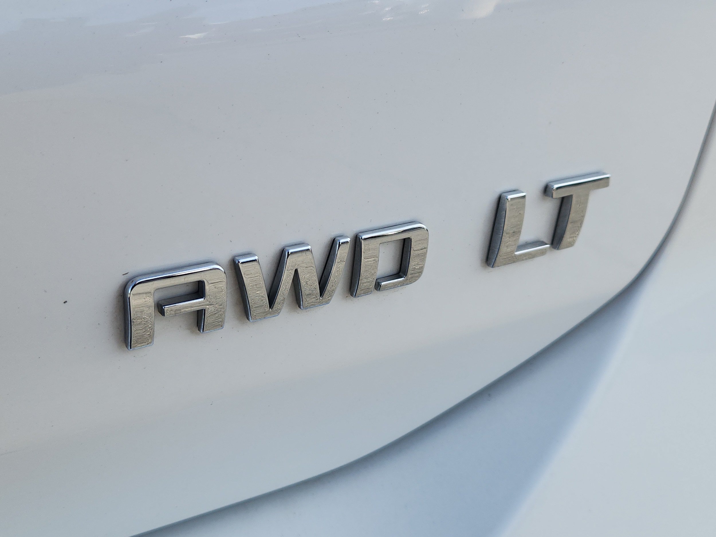 Used 2024 Chevrolet Equinox LT AWD/4WD image 6