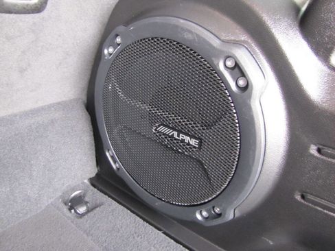 Used 2022 Jeep Wrangler Unlimited Rubicon 4xe w/ Cold Weather Group AWD/4WD image 21