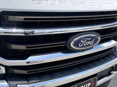 Used 2020 Ford F250 King Ranch w/ King Ranch Ultimate Package AWD/4WD image 29