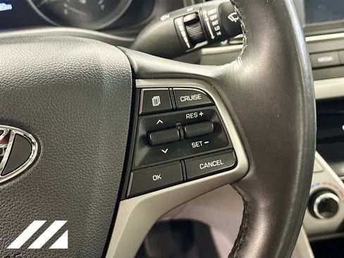 Used 2018 Hyundai Elantra Value Edition FWD image 13