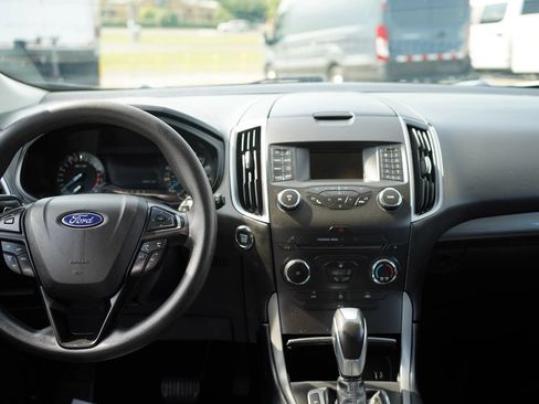 Used 2016 Ford Edge SE AWD/4WD image 11
