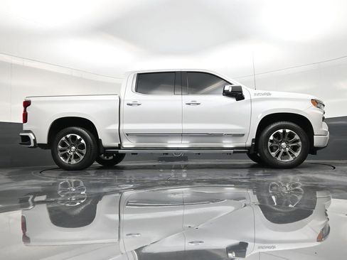 Used 2023 Chevrolet Silverado 1500 High Country w/ Technology Package RWD image 25