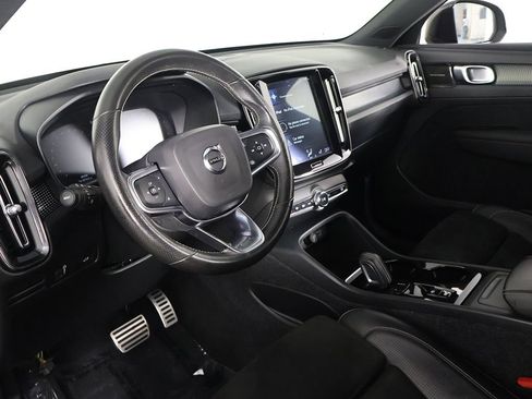 Used 2021 Volvo XC40 T5 R-Design w/ Protection Package Premier AWD/4WD image 29