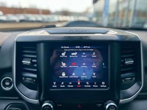 Used 2019 RAM 1500 Big Horn AWD/4WD image 25