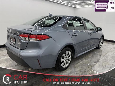 Used 2024 Toyota Corolla LE FWD image 7