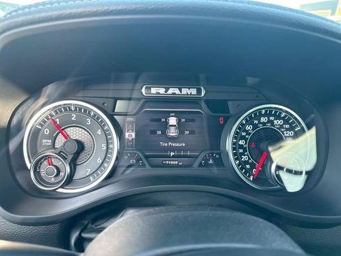 Used 2025 RAM 1500 Laramie w/ Sport Appearance Package AWD/4WD image 17
