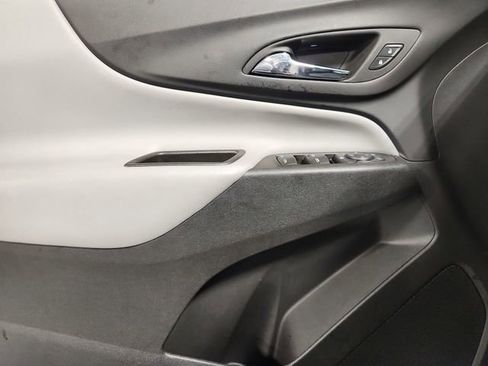 Used 2024 Chevrolet Equinox LS FWD image 21