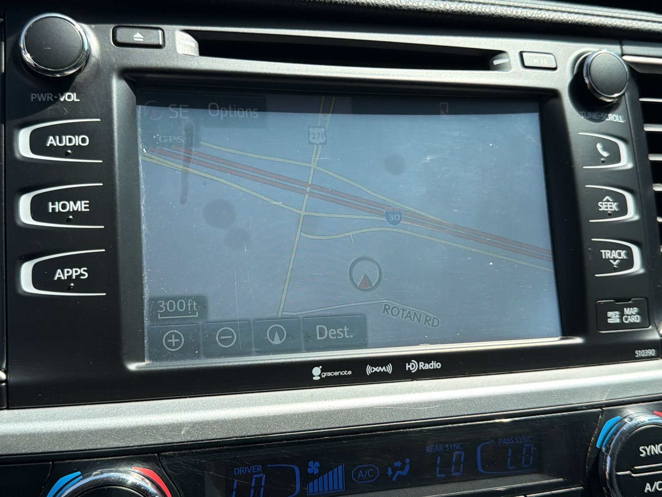 Used 2019 Toyota Highlander XLE FWD image 20