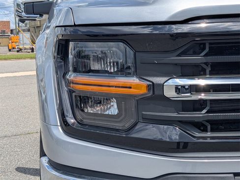 New 2025 Ford F150 XLT w/ Equipment Group 303A High image 10