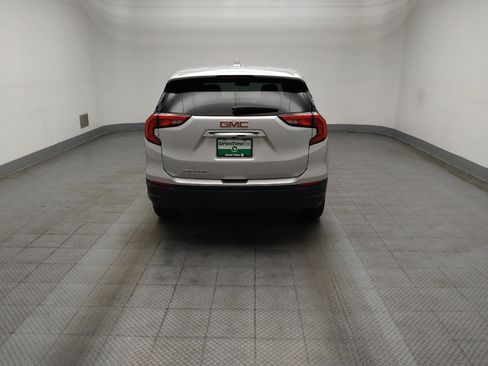 Used 2021 GMC Terrain SLE FWD image 7