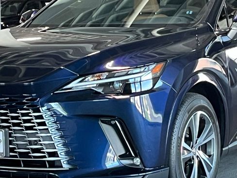 Used 2024 Lexus RX 350 Premium w/ Accessory Package (Z1) FWD image 5