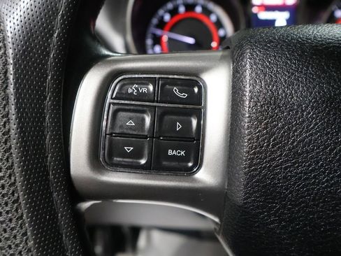 Used 2018 Dodge Journey Crossroad w/ Nav & Sun Group image 37