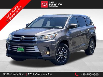 Certified 2019 Toyota Highlander XLE