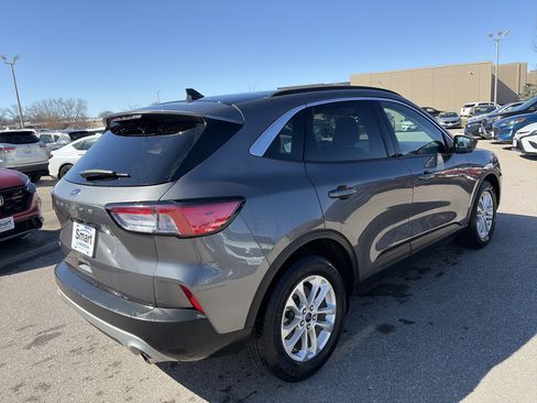 Used 2022 Ford Escape SE w/ Convenience Package image 5